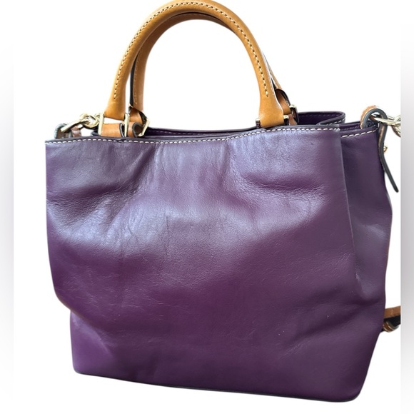 Dooney & Bourke Mini Barlow Leather Handbag and Shoulder Bag. - Picture 2 of 10